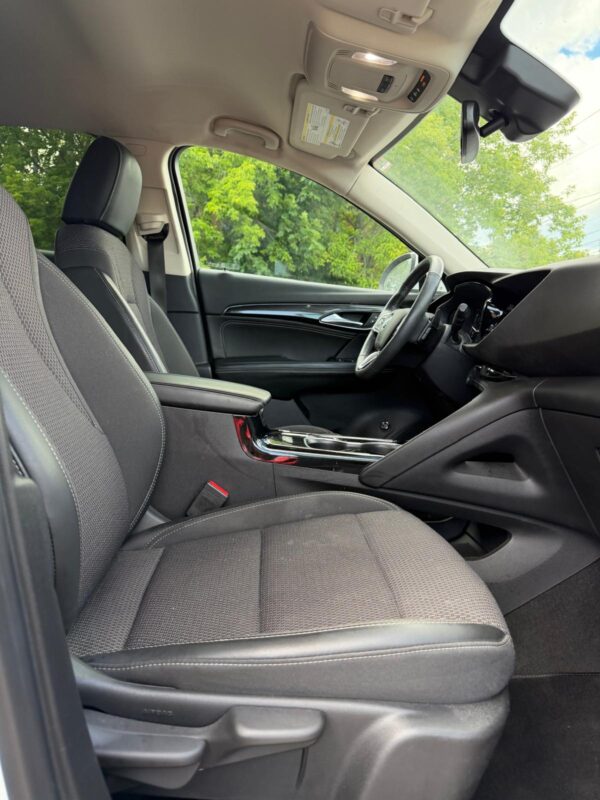 4 2021 Buick Envision Preferred Certified
