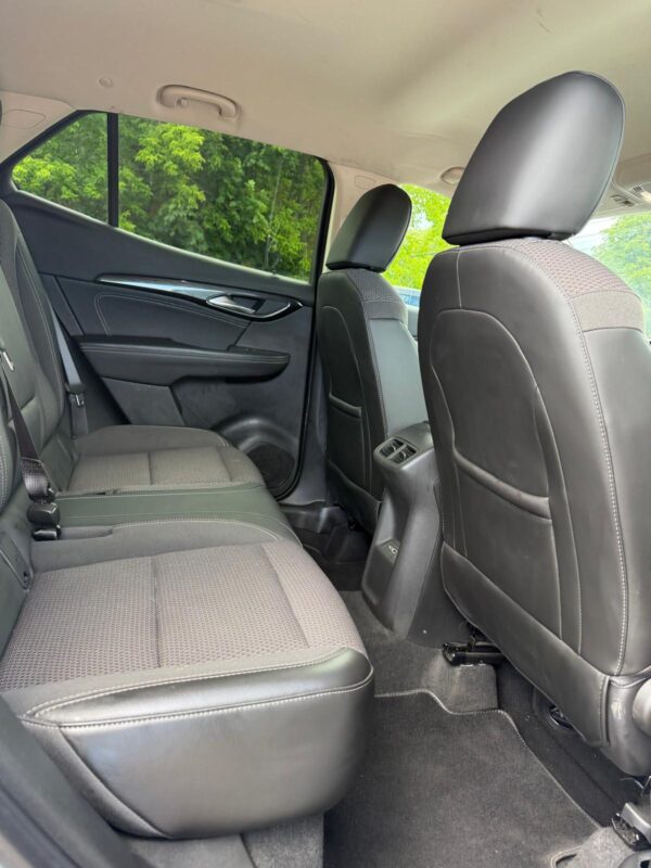 5 2021 Buick Envision Preferred Certified